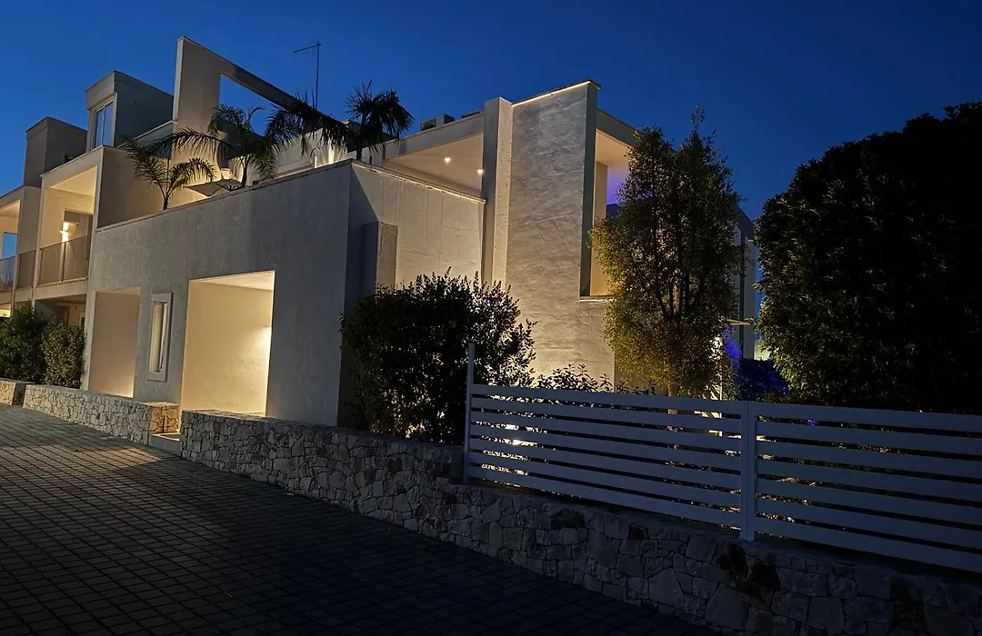 Palms Suite-1